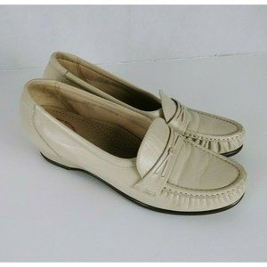 SAS Shoes Womens Easier Mocha Leather Loafers Shoes 7.5 cream